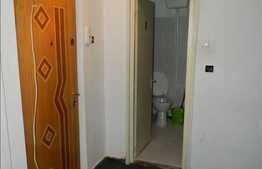 De vanzare apartament 54 mp, 2 camere decomandat, in zona strazii Dorobantilor.