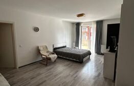 Garsoniera 40 mp, bloc nou, etaj intermediar