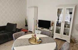 Apartament semidecomandat, cu 2 camere, 57 mp utili si balcon 8 mp, zona Vivo