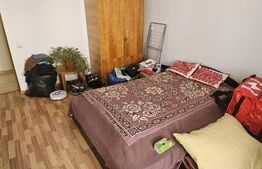 Apartament decomandat cu 3 camere, 53 mp utili, parcare, zona Porii