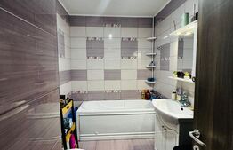 Apartament cu 3 camere, parter inalt, balcon, garaj individual, zona Metro