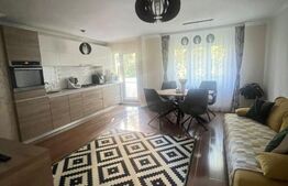 Apartament cu 3 camere si 2 bai, in zona Parang 