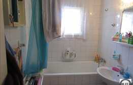 De vanzare apartament 3 camere, 65 mp, boxa subsol, zona strazii Gheorghe Dima