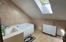 Casa 5 camere, terasa, parcare, zona Avram Iancu 