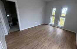 Casa tip duplex cu finisaje de calitate, garaj, intrare Chinteni