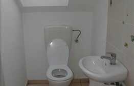 3 camere, 63 mp, loc de parcare, zona strazii Padurii