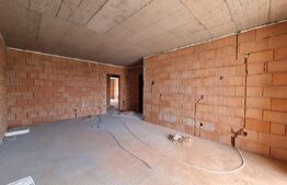 Apartament 2 camere cu terasa, etaj intermediar, zona BMW