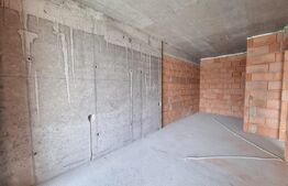 Apartament cu 2 camere, cu terasa, etaj intermediar, zona BMW