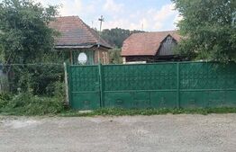 Casă la țară de vânzare, teren de 6000 mp – Cacova Ierii, Comuna Iara, Cluj