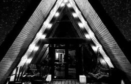 Cabana A-Frame – Mountain Escape Mărișel