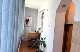 Apartament de vanzare, cu 2 camere, decomandat, zona Bartolomeu