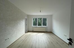 Apartament decomandat, 4 camere, 13 Decembrie  , etaj 1 renovat complet