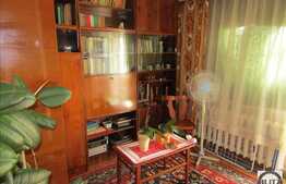 Vanzare apartament 3 camere, 65 mp, decomandat, zona strazii Observatorului