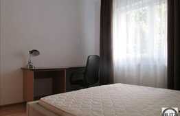 Vanzare apartament 3 camere, 64,5 mp, garaj, boxa, zona strazii Viilor