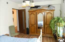Apartament cu 2 camere, 55 mp, decomandat, zona Polus Center