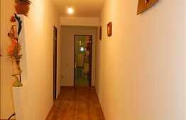 Apartament cu 2 camere, 55 mp, decomandat, zona Polus Center