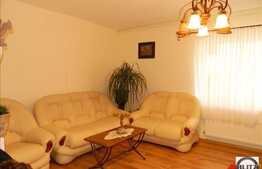 Apartament cu 2 camere, 55 mp, decomandat, zona Polus Center