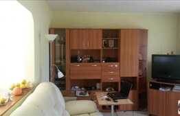 De vanzare apartament 4 camere, 82 mp, decomandat, zona strazii Gheorghe Dima