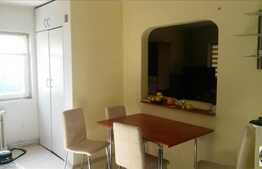 De vanzare apartament 4 camere, 82 mp, decomandat, zona strazii Gheorghe Dima