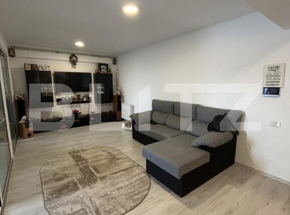 Apartament de vânzare 3 camere Tractorul - 176023AV | BLITZ Brașov | Poza1