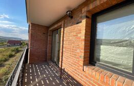 Apartament 2-3 camere, 57mp . View spectaculos.