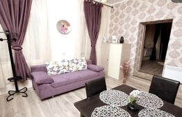 Studio.42 mp, Piata Sfatului 