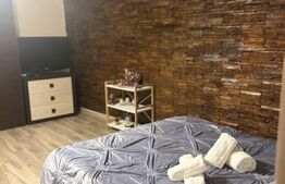 Studio.42 mp, Piata Sfatului 