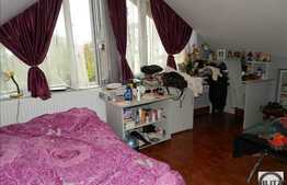 5 camere,120 mp, terasa, 2 parcari, garaj, boxa, zona strazii Observatorului