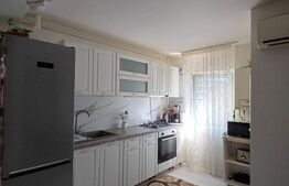 Apartament 3 camere, 74 mp zona centrala in Campia Turzii