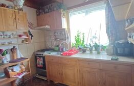 Casa individuala 5 camere, teren 2800 mp in Moldovenesti