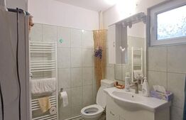 Casa individuala 5 camere, teren 2800 mp in Moldovenesti