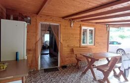 Casa individuala 5 camere, teren 2800 mp in Moldovenesti