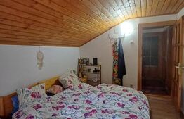 Casa individuala 5 camere, teren 2800 mp in Moldovenesti