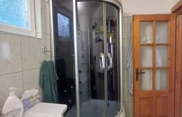 Casa individuala 5 camere, teren 2800 mp in Moldovenesti