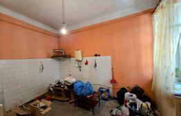 Apartament de vanzare, etaj 1, 92 mp utili, cladire istorica, Zona Centrală!