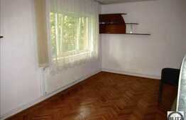 Vanzare apartament 3 camere, 71 mp, parcare, boxa subsol, zona strazii Padurii