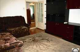 Vanzare apartament 3 camere, 71 mp, parcare, boxa subsol, zona strazii Padurii