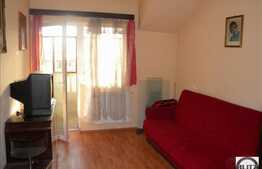 Apartament de vanzare cu 2 camere,  cu pod si doua balcoane