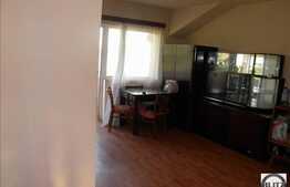 Apartament de vanzare cu 2 camere,  cu pod si doua balcoane