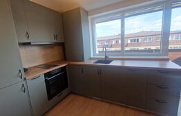 Apartament de lux intabulat ,c-tie noua , parcare,  2 camere decomandat