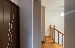Duplex de 4 camere, 120 mp, gradina 50 mp, parcare, zona Sub Cetate