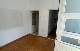 Spatiu comercial stradal