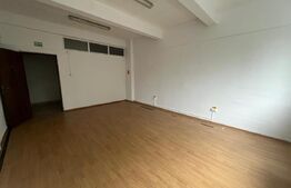 Spațiu de birou, 26 mp, zona P-ța 1 Mai