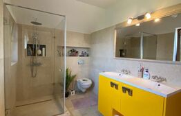 Casă spațioasă cu teren generos de 1600 mp, ideală pentru locuință sau investiți