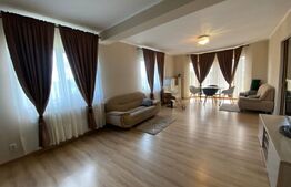 Casă spațioasă cu teren generos de 1600 mp, ideală pentru locuință sau investiți