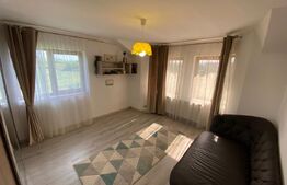 Casă spațioasă cu teren generos de 1600 mp, ideală pentru locuință sau investiți