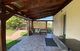 Casă spațioasă cu teren generos de 1600 mp, ideală pentru locuință sau investiți