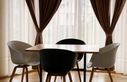 Casă spațioasă cu teren generos de 1600 mp, ideală pentru locuință sau investiți