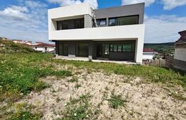 Casa individuala, 280mp, 500 teren, garaj dublu, terasa circulabila, Chinteni!