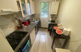 Apartament 3 camere, 51 mp, 2 boxe la subsol, mobilat, in Mǎnǎștur, zona Parâng